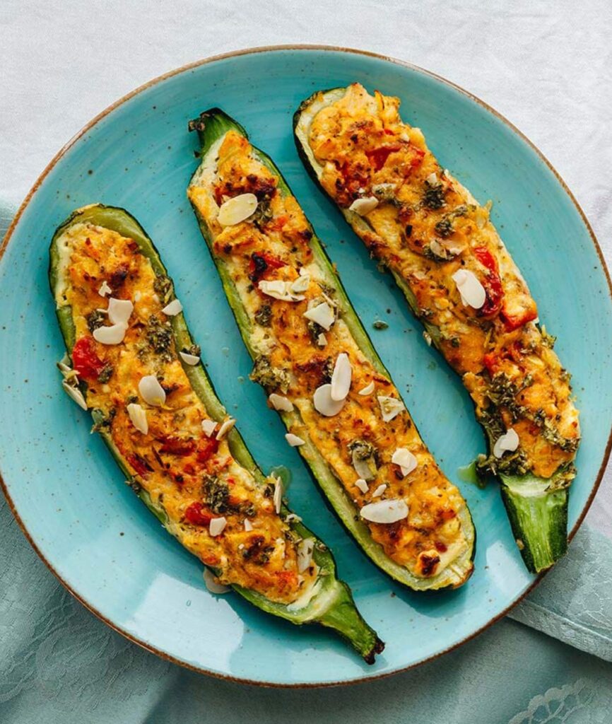 Zucchini vegetarian filled with zucchini and baked in the oven