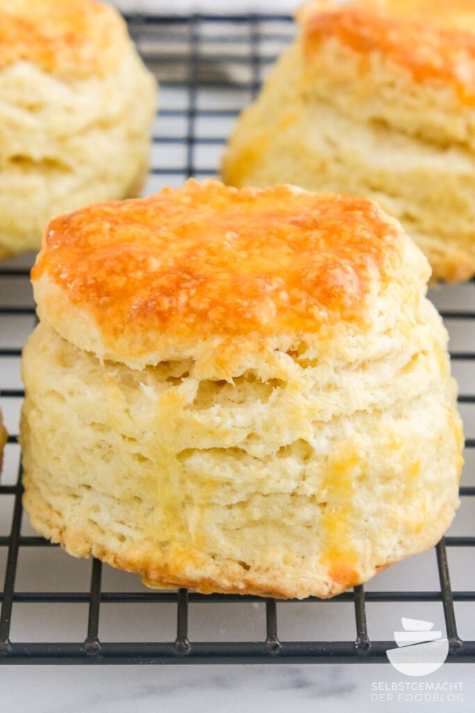 English scones: simple basic recipe - homemade