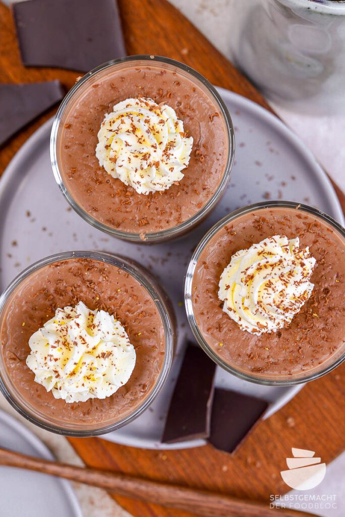 Make your own creamy chocolate pudding without a bag