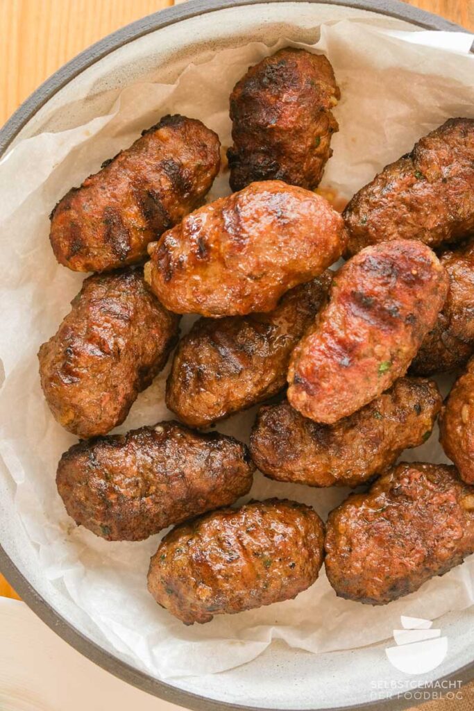 Make Cevapcici yourself: The original