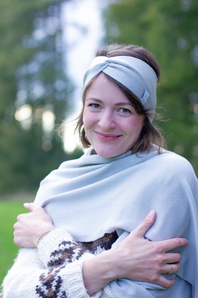 Headband from merino wool