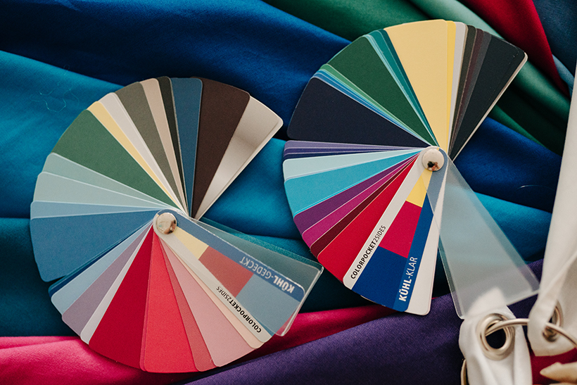 Color compartments cool summer winter